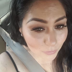 Meet your Posher, Anahi